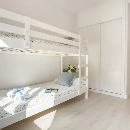 -malagasunapts-skygarden Teatinos Pool Playground Màlaga